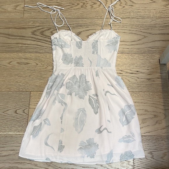 Aritzia Wilfred fable dress Size:0 - Picture 5 of 8